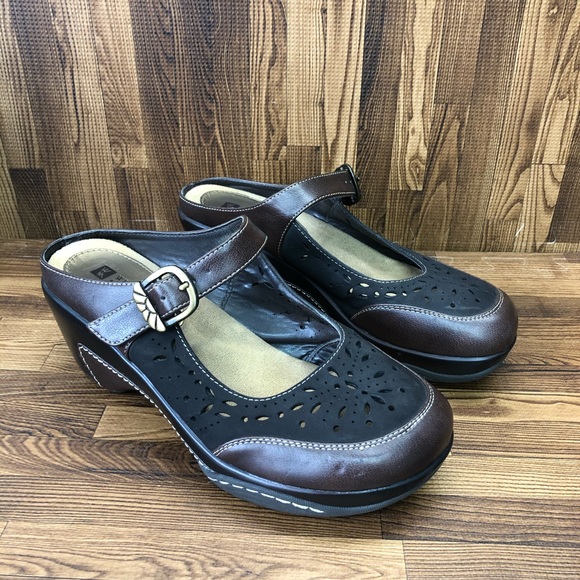 white mountain mary jane shoes